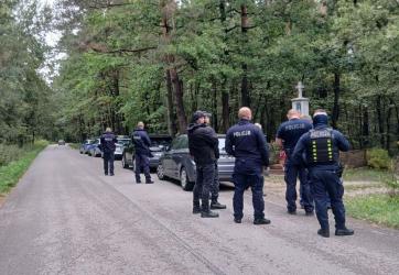 Zakończyły się poszukiwania 66-letniego mieszkańca Piasku Wielkiego, który w niedzielę wyszedł z domu na grzyby i nie wrócił. 