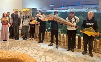 Uczniowie Specjalnego Ośrodka Szkolno-Wychowawczego dla Niepełnosprawnych Ruchowo w Busku-Zdroju uczestniczyli w wyjątkowych zajęciach edukacyjnych w Ośrodku Edukacji Przyrodniczej w Umianowicach.