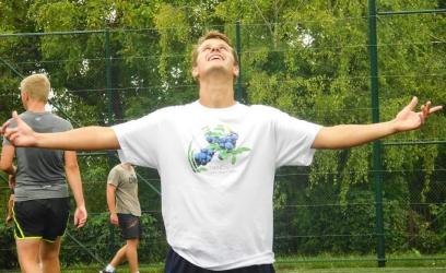 W sobotę, 7 lutego 2026 roku, w Busku-Zdroju odbędzie się V Memoriał Szymona Kowala w Futsalu. Turniej zostanie rozegrany w godzinach od 8.00 do 22.00 w dwóch obiektach: hali sportowej PMOS przy ul. Kusocińskiego 3 oraz w drugiej hali, zlokalizowanej w Zbludowicach lub Szańcu. 