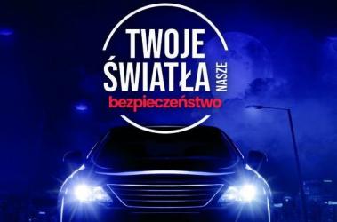 W sobotę 3 grudnia 2022 r., już po raz czwarty w ramach tegorocznej edycji kampanii „Twoje światła – Nasze bezpieczeństwo”, na wybranych stacjach kontroli pojazdów, będzie można w całej Polsce bezpłatnie sprawdzić stan i ustawienie świateł w pojazdach.