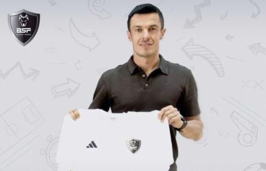 Po kilku miesiącach przerwy organizacyjnej drużyna BSF Busko-Zdrój wchodzi w nowy sezon z ważnym wzmocnieniem. Szkoleniowcem zespołu został Robert Kurosz - trener posiadający najwyższą futsalową licencję UEFA Futsal B oraz bogate doświadczenie zarówno w seniorskich, jak i młodzieżowych rozgrywkach.