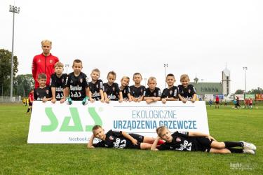 Na boiskach w Busku-Zdroju rozegrano I edycję turnieju piłkarskiego SAS CUP, w którym rywalizowało blisko 200 młodych zawodników. Sportowe emocje, walka do ostatniego gwizdka i radość z gry towarzyszyły uczestnikom przez cały dzień.