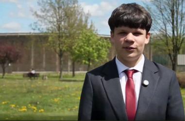 Tysiące uczestników, setki szkół i tylko dziesięć najlepszych prac w całym kraju. W tym prestiżowym gronie znalazł się Filip Milc, uczeń klasy 8A Publicznej Szkoły Podstawowej nr 3 im. Aleksandra Krzyżanowskiego Wilka w Busku-Zdroju, który zdobył drugie miejsce w ogólnopolskim konkursie programu Finansoaktywni. Zobacz nagrodzony film!