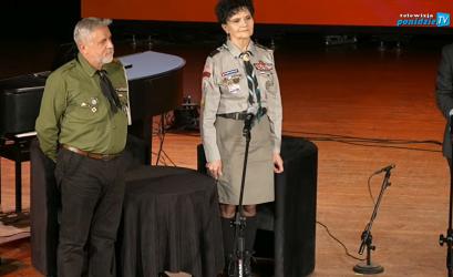 Teresa Leszczyńska i Adam Gadawski zostali laureatami tytułu Buskowianin Roku 2025. Uroczyste wręczenie prestiżowych statuetek Siewcy odbyło się podczas gali zorganizowanej w sali widowiskowej Buskiego Samorządowego Centrum Kultury. Zobacz transmisję na żywo.