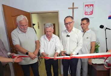 W sobotę, 27 czerwca, odbyło się uroczyste otwarcie Biura Poselskiego Posłów Koalicji Obywatelskiej Regionu Świętokrzyskiego. Nowa siedziba mieści się przy ul. Bohaterów Warszawy 5/7 w Busku-Zdroju.