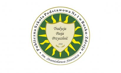 Publiczna Szkoła Podstawowa Nr 1 w Busku-Zdroju osiągnęła znakomite wyniki egzaminu ósmoklasisty 2026, zajmując pierwsze miejsce w powiecie buskim i trafiając do grona 30 szkół z najwyższymi rezultatami w całym województwie świętokrzyskim. To efekt wspólnej pracy uczniów, nauczycieli i rodziców oraz potwierdzenie wysokiego poziomu nauczania, z którego szkoła słynie od lat.