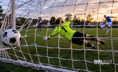 W sobotę, 15 sierpnia, stadion w Stopnicy stanie się miejscem rywalizacji drużyn reprezentujących miejscowe sołectwa. O godzinie 10.00 rozpocznie się Sołecki Turniej Piłki Nożnej o Puchar Burmistrza Miasta i Gminy Stopnica. Organizatorzy liczą nie tylko na dobrą grę zawodników, ale także na doping mieszkańców.