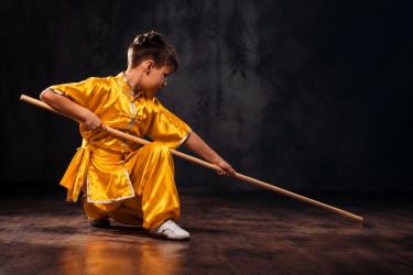 Busko-Zdrój ponownie stanie się areną zmagań młodych adeptów Kung-Fu. Już 10 października 2026 roku odbędzie się jubileuszowy X Turniej Małego Smoka, organizowany przez Buski Klub Kung-Fu Yantai. Na macie zaprezentują się młodzi zawodnicy, dla których będzie to okazja do sprawdzenia swoich umiejętności i zdobycia kolejnych sportowych doświadczeń.