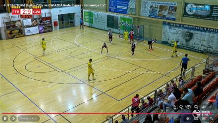 Futsal Team Busko-Zdrój wciąż czeka na pierwsze punkty w debiutanckim sezonie. W 3. kolejce 1. Polskiej Ligi Futsalu buszczanie przegrali przed własną publicznością z Gwiazdą Ruda Śląska 2:9. Bramki dla gospodarzy zdobyli Kamil Adamski i Igor Ból. Po trzech spotkaniach zespół z Buska-Zdroju zajmuje 12. miejsce w tabeli.