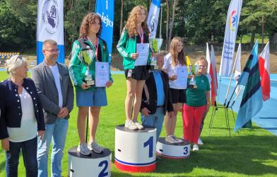 Reprezentacja okręgu kieleckiego PZW zdominowała 72. Indywidualne Mistrzostwa Polski w wędkarstwie rzutowym, a znaczący udział w tym sukcesie mieli zawodnicy z Buska-Zdroju. Medale zdobywali zarówno doświadczeni mistrzowie, jak i młodzi debiutanci, potwierdzając siłę świętokrzyskiej szkoły rzutowej.