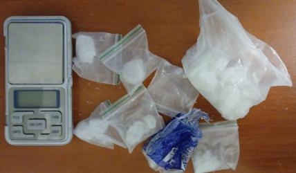 Funkcjonariusze z Komendy Powiatowej Policji w Busku-Zdroju przeprowadzili w ostatnich dniach dwie skuteczne interwencje związane z przestępczością narkotykową.