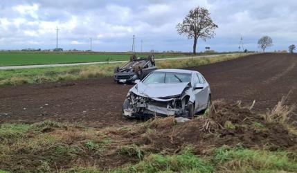 We wtorek, 28 października, przed godziną 9:00 w miejscowości Czarkowy, gmina Nowy Korczyn doszło do zderzenia dwóch samochodów osobowych.