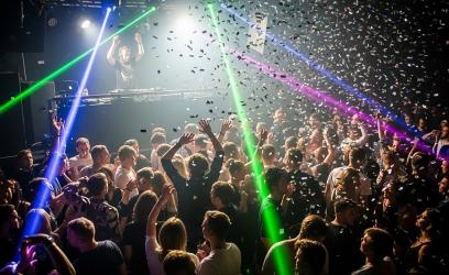 W Busku-Zdroju w budynku po Klubie IMPERIUM otwiera się nowy klub o nazwie KSIĘŻYC i zadba o to by każdy znalazł coś dla siebie. Zaczynają z wielkim rozmachem! Na otwarcie zagra raper QBIK!