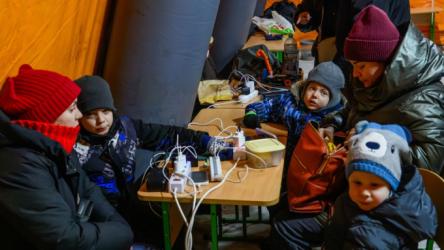 Z apelem o pilne przekazywanie generatorów, instalacji kogeneracyjnych, systemów magazynowania energii oraz innego sprzętu energetycznego dla ukraińskich samorządów zwrócił się do swoich członków Europejski Komitet Regionów (KR).