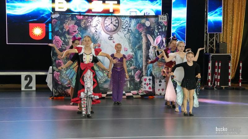 II Buskie Ogólnopolskie Spotkania Taneczne w Busku-Zdroju. Tancerze z całej Polski rywalizują w hali PMOS. Foto: 42988_buskie_spotkania_taneczne_2026_079.jpg 