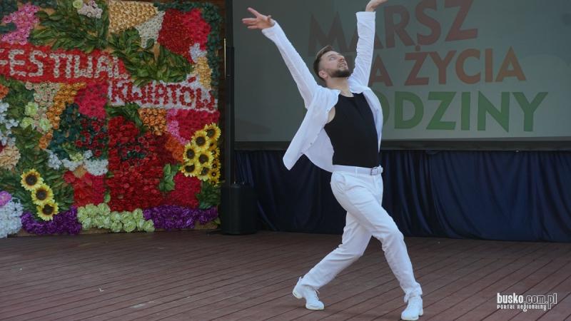 Marsz dla �ycia i Rodziny przeszed� ulicami Buska-Zdroju. W Parku Zdrojowym odby� si� rodzinny festyn (foto). Foto: 42994_marsz_dla_zycia_busko_2026_157.JPG 