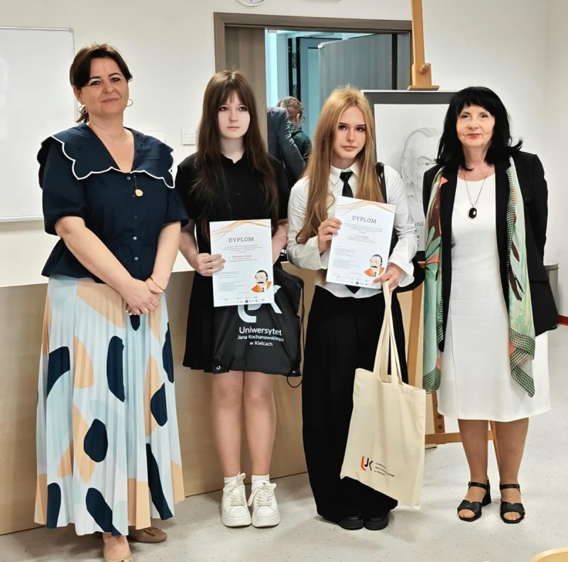 Literacki sukces uczennic Publicznej Szko�y Podstawowej nr 1 w Busku-Zdroju. Foto: 42996_psp1_nagrody_dla_uczniow_2026_001.jpg 