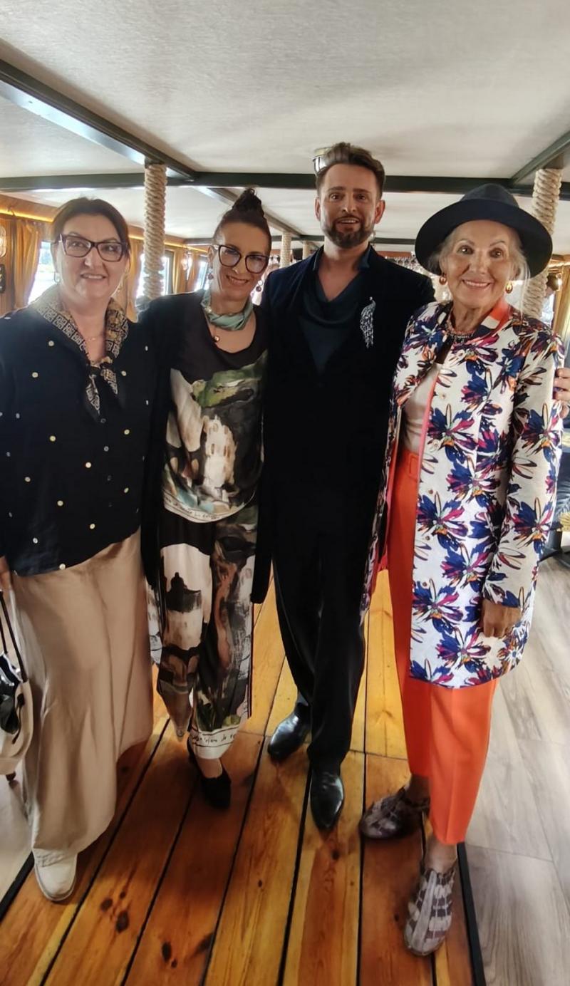 Letni Festiwal Operetkowy na pok�adzie statku. Udany wyjazd Stowarzyszenia 'Razem Dzieciom'. Foto: 43005_festiwal_operetkowy_tejs_po_wisle_2026_015.jpg 