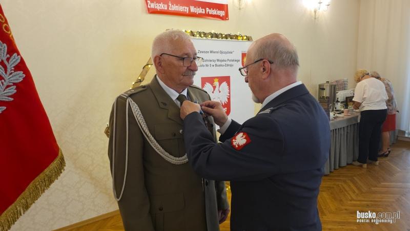 Uroczyste obchody 45-lecia Zwi�zku �o�nierzy Wojska Polskiego w Busku-Zdroju. Foto: 43029_45lecie_kola5_zzwp_busko_2026_071.jpg 