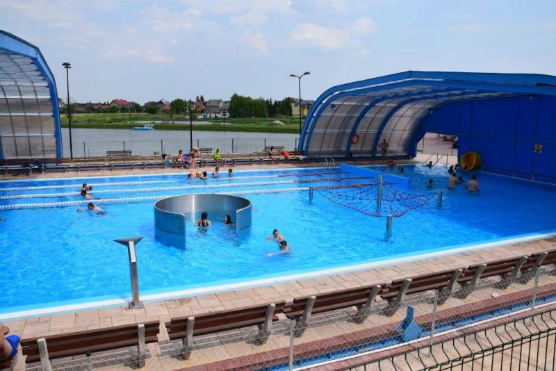Basen w Stopnicy otwiera sezon 2026. Wakacje startuj� ju� 27 czerwca. Foto: 43060_basen_stopnica_1.JPG 