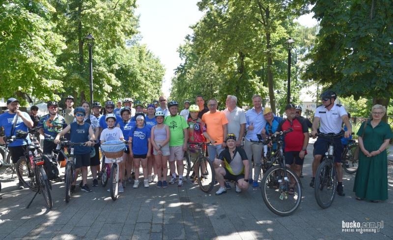 Buska Masa Krytyczna przejechała ulicami Buska-Zdroju. Foto: 43079_buska_masa_krytyczna_2026_030.JPG 