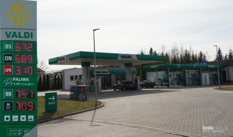 Koniec programu CPN. Sprawdziliśmy ceny paliw w Busku-Zdroju po zmianach. Foto: 43108_ceny_na_stacjach_paliw_busko_007.jpg 