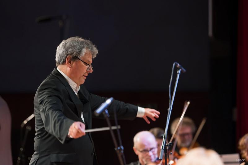Henryk Kuźniak świętował 90. urodziny w Busku-Zdroju. Wyjątkowy koncert i Honorowe Obywatelstwa. Foto: 43122_koncert_urodziny_kuzniaka_honorowi_obyatele_buska_020.jpg 