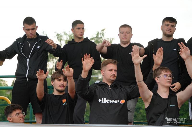 Korona Kielce zagra�a sparing w Busku-Zdroju. Zobacz zdj�cia i relacj� z meczu ze Stal� Rzesz�w. Foto: 43199_sparing_korona_kielce_stal_044.JPG 