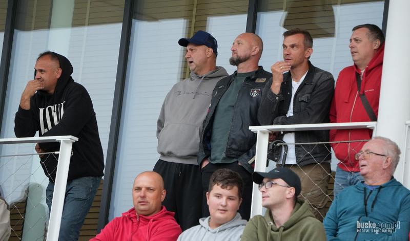 AKS 1947 Busko-Zdr�j przegra� z beniaminkiem cypryjskiej ekstraklasy. Cenna lekcja przed startem 3 ligi. Foto: 43230_sparing_aks_druzyna_cypr_024.JPG 