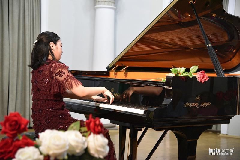 Mistrzostwo fortepianu i emocji. Miki Yamagata oczarowa�a publiczno�� podczas recitalu w Sanatorium Marconi (foto). Foto: 43248_lato_z_chopinem_miki_yamagata_2026_044.jpg 