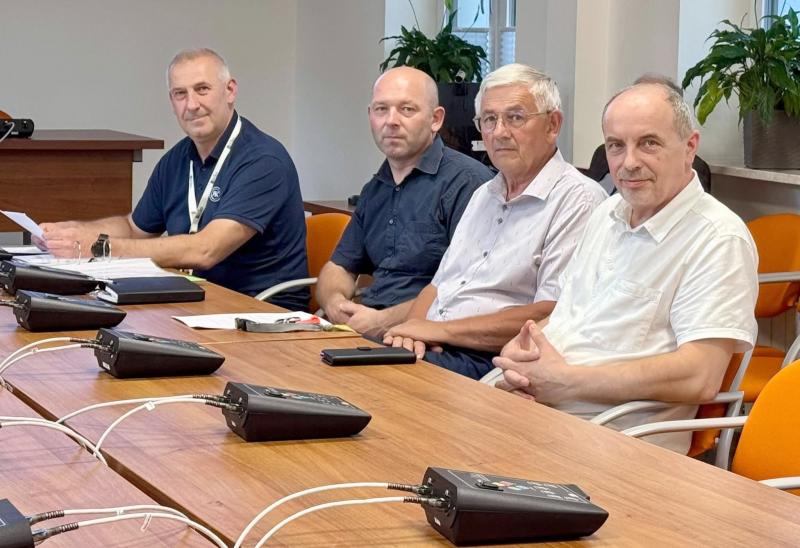 Powsta�a Buska Sp�ka Wodna. Nowa inicjatywa ma chroni� mieszka�c�w przed podtopieniami i skutkami suszy. Foto: 43251_buska_spolka_wodna_2.jpg 