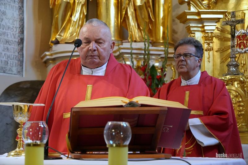900-lecie parafii w Szczawory�u. Trwaj� uroczysto�ci jubileuszowe. Foto: 43253_jubileusz_900_lat_parafii_szczaworyz_008.JPG 
