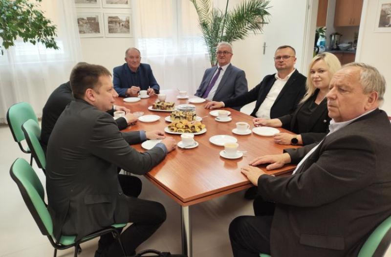 Wkr�tce ruszy rozbudowa Hospicjum w Busku-Zdroju. Inwestycja za ponad 3,4 mln z�. Foto: 43347_rozbudowa_hospicjum_busko_1.jpg 