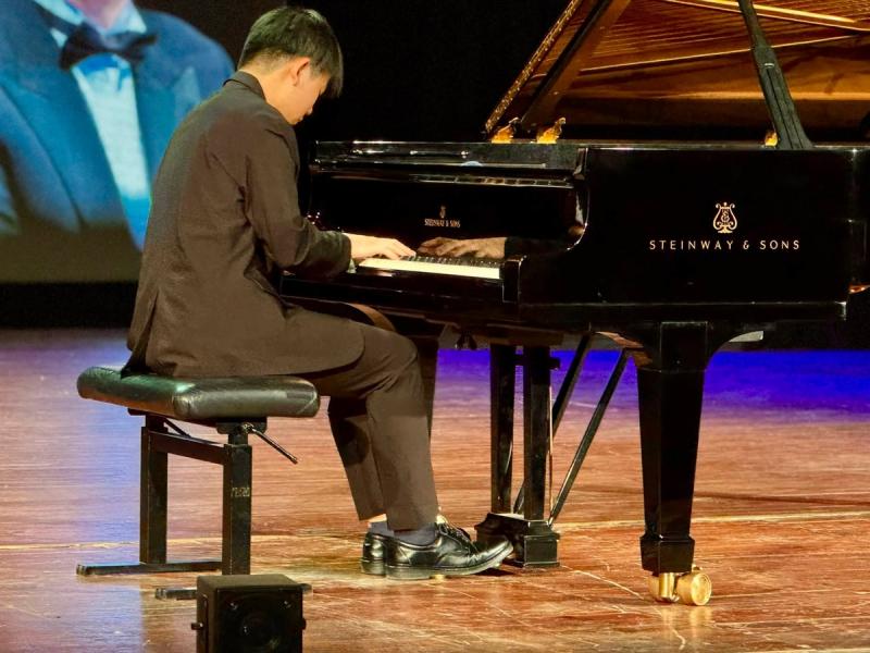 XI Mi�dzynarodowy Konkurs Pianistyczny w Busku-Zdroju zako�czony. M�odzi piani�ci zachwycili juror�w. Foto: 43363_final_konkursu_pianistycznego_2026_033.jpg 