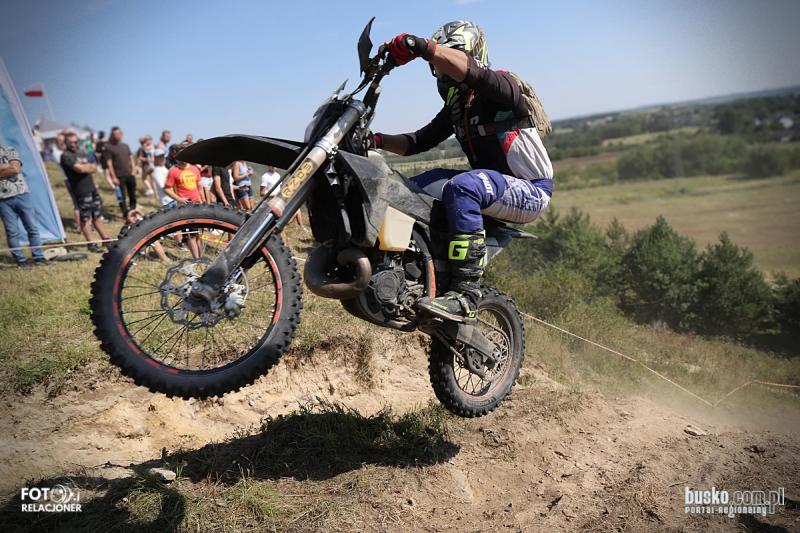 Ryk silnik�w w Sza�cu. IPONE Enduro Cross Series po raz pierwszy w gminie Busko-Zdr�j. Foto: 43376_IPONE_Enduro_Cross_Series_busko_072.JPG 