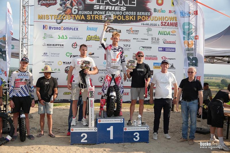 Ryk silnik�w w Sza�cu. IPONE Enduro Cross Series po raz pierwszy w gminie Busko-Zdr�j. Foto: 43376_IPONE_Enduro_Cross_Series_busko_233.JPG 