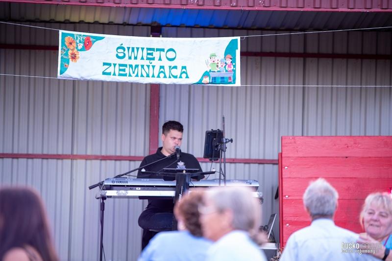 �wi�to Ziemniaka w Ratajach Karskich. By�a zabawa, ognisko i atrakcje dla dzieci (foto). Foto: 43404_swieto_ziemniaka_rataje_2026_001.jpg 