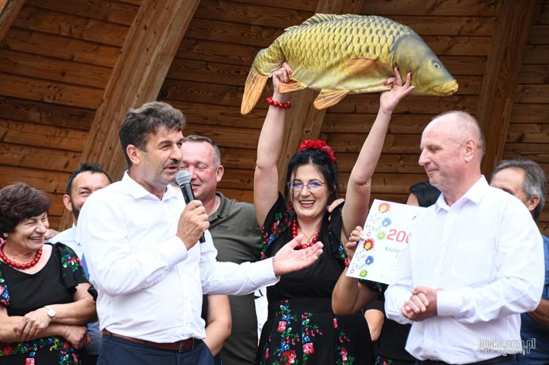Polska Smakuje w Busku-Zdroju. 15 K� Gospody� Wiejskich powalczy w Parku Zdrojowym. Foto: 43414_bitwa_regionow_i_piknik_w_parku_zdrojowym_busko_132.jpg 