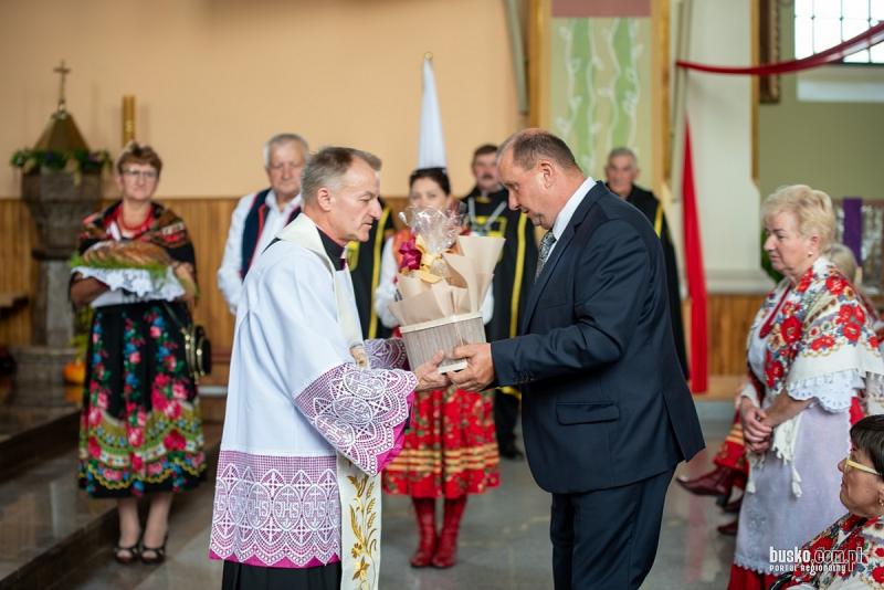 Do�ynki parafialne w Balicach. Mieszka�cy podzi�kowali za tegoroczne plony (foto). Foto: 43428_dozynki_balice_2026_009.jpg 