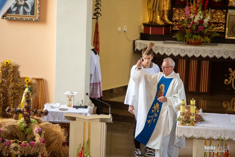 Do�ynki parafialne w Balicach. Mieszka�cy podzi�kowali za tegoroczne plony (foto). Foto: 43428_dozynki_balice_2026_023.jpg 