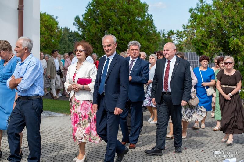 Do�ynki parafialne w Balicach. Mieszka�cy podzi�kowali za tegoroczne plony (foto). Foto: 43428_dozynki_balice_2026_049.jpg 