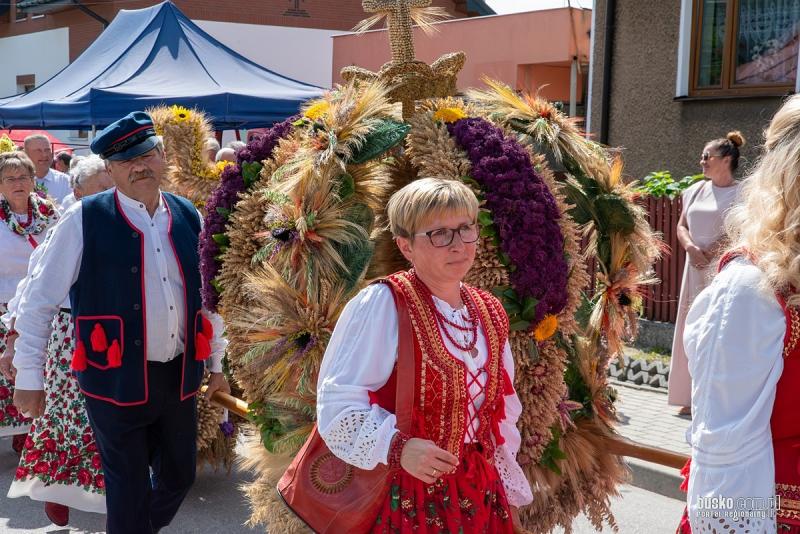 Do�ynki parafialne w Balicach. Mieszka�cy podzi�kowali za tegoroczne plony (foto). Foto: 43428_dozynki_balice_2026_062.jpg 