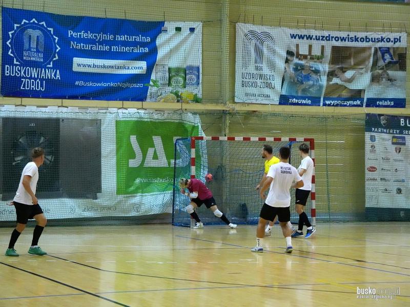 Bolesna, ale cenna lekcja dla Futsal Team Busko-Zdr�j. Grodno D�br�wka wygra�o 8:3. Foto: 43439_mecz_kontrolny_futsal_busko_2026_018.JPG 