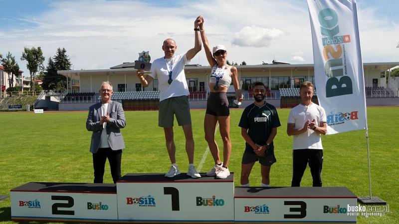 V Półmaraton Buski za nami. Piotr Sztuk ponownie najlepszy, rekordowa frekwencja (foto). Foto: 43444_polmaraton_buski_2026_085.JPG 