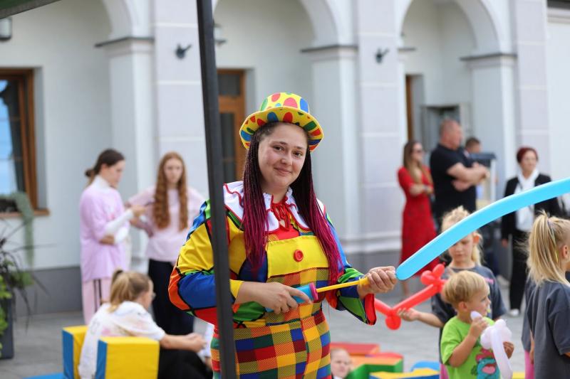 Po�egnanie wakacji w Ole�nicy. Rodzinny piknik przyci�gn�� mieszka�c�w i go�ci. Foto: 43453_energetyczny_piknik_olesnica_2026_004.jpg 