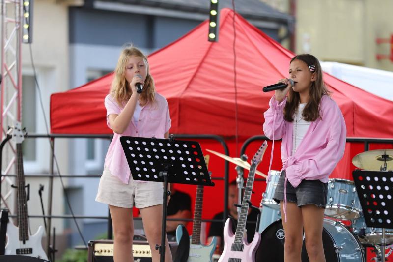 Po�egnanie wakacji w Ole�nicy. Rodzinny piknik przyci�gn�� mieszka�c�w i go�ci. Foto: 43453_energetyczny_piknik_olesnica_2026_015.jpg 