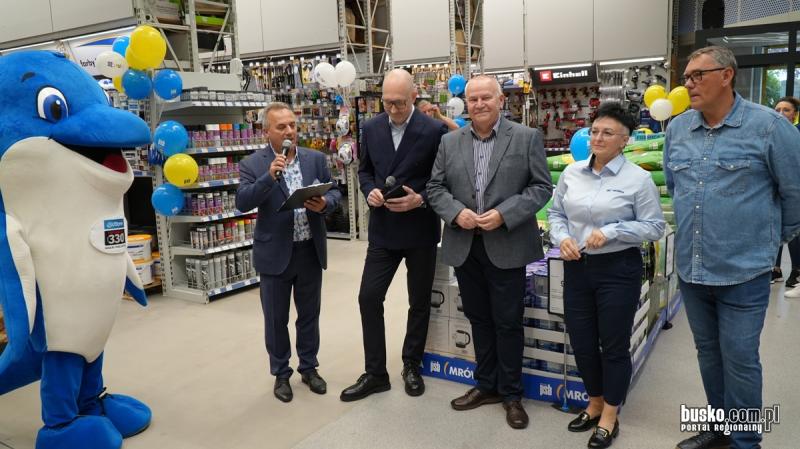 Festyn w PSB Mr�wka Busko-Zdr�j trwa! Darek Stolarz, nagrody i atrakcje dla ca�ych rodzin (foto). Foto: 43511_otwarcie_psb_mrowka_busko_005.jpg 