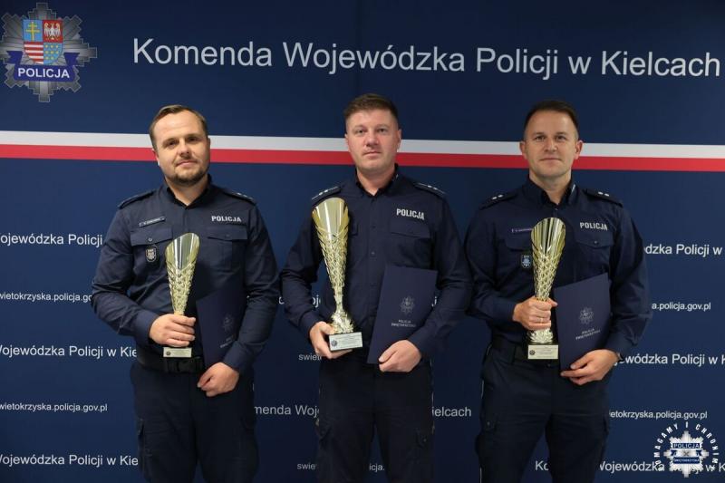 Norbert Zaczkowski z Buska-Zdroju w�r�d najlepszych policjant�w w �wi�tokrzyskiem. Foto: 43605_najlepsi_policjanci_zawody_1.jpg 
