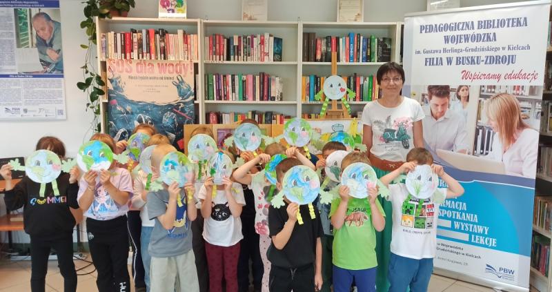 Biblioteka Pedagogiczna dla �rodowiska . Foto: 43615_biblioteka_pedagogiczna_1.jpg 