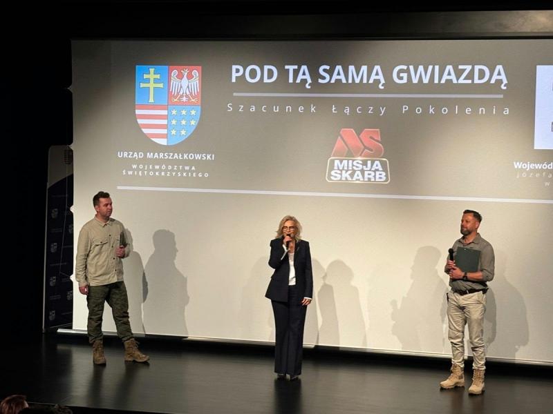 Szacunek ma znaczenie - buska 'Dw�jka' przeciw przemocy. Foto: 43681_stop_przemocy_008.jpg 